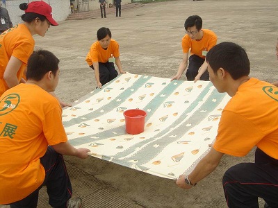 水行万里